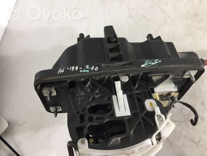 Audi A6 S6 C6 4F Ātrumu pārslēgšanas mehānisms (kulise) (salonā) 4F1713041P