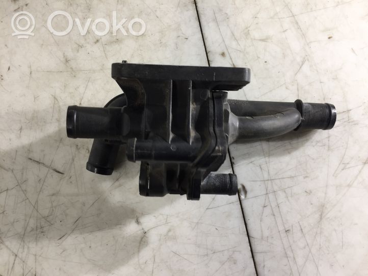 Ford Focus Boîtier de thermostat / thermostat 9670253780