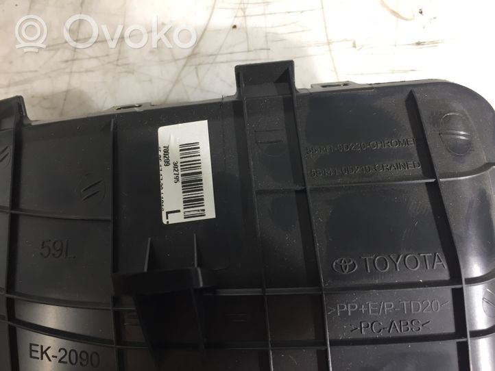 Toyota Yaris Inny element deski rozdzielczej 554410D230