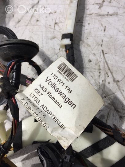 Volkswagen Touran I Other wiring loom 1T0971176