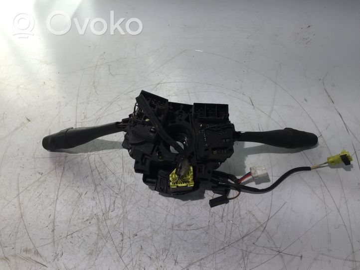 Nissan Almera Tino Leva/interruttore dell’indicatore di direzione e tergicristallo 257SA54394781E