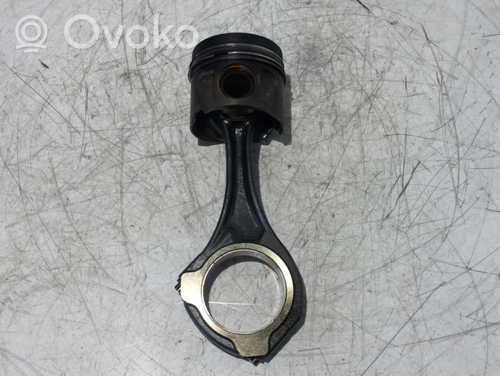 Mercedes-Benz Vito Viano W639 Piston avec bielle 