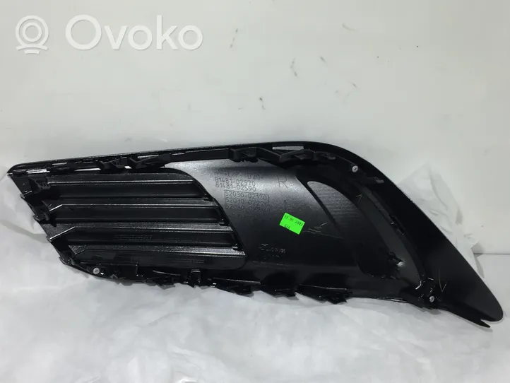 Toyota Auris E180 Grille antibrouillard avant 8148102570