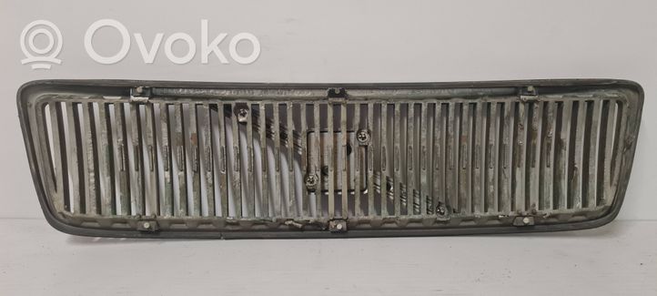 Volvo S70  V70  V70 XC Grille calandre supérieure de pare-chocs avant 9151669