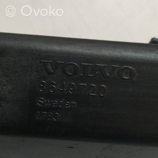 Volvo V70 Vairo stiprintuvo skysčio bakelis 8649720