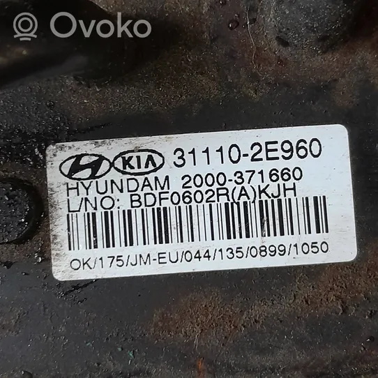 Hyundai Tucson JM Polttoainesäiliön pumppu 311102E960