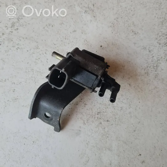 Nissan Pathfinder R51 Turboahtimen magneettiventtiili K5T46582