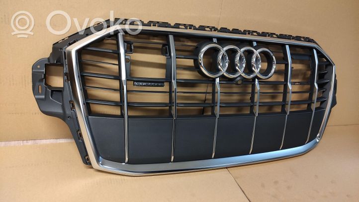 Audi Q7 4M Griglia superiore del radiatore paraurti anteriore 4M0853651AJ 4M0853651AH 4