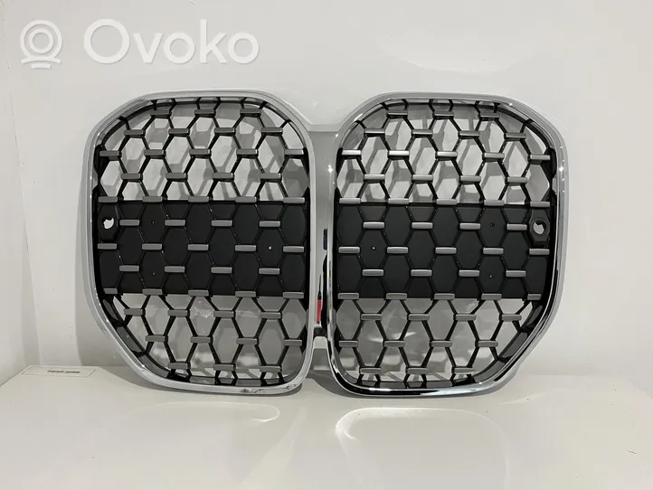 BMW 4 G22 G23 G24 G26 Grille calandre supérieure de pare-chocs avant 7486814