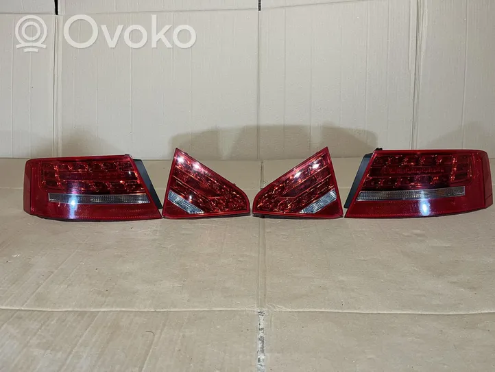 Audi A5 Sportback 8TA Lampa zderzaka tylnego 8T8945096D