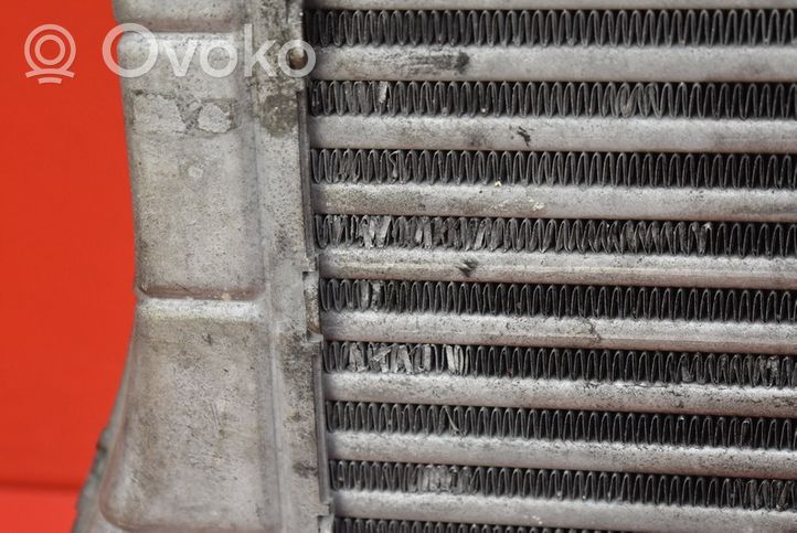 Toyota Avensis T270 Radiatore intercooler JD127100-3521