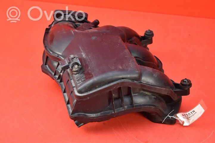 Cadillac SRX Intake manifold 17134-31061