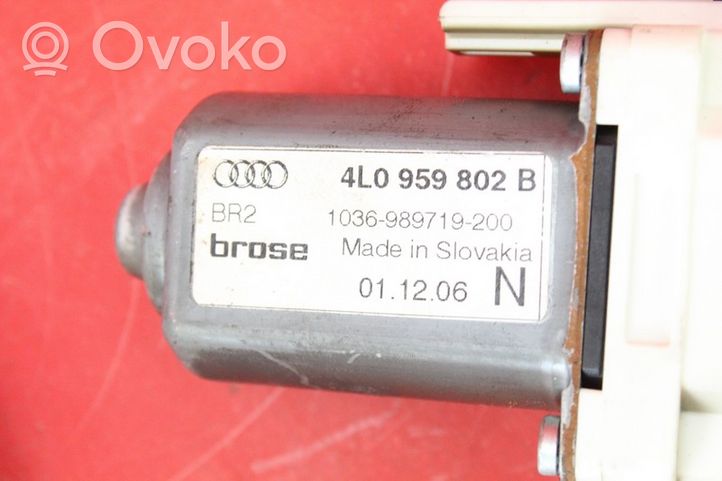 Audi Q7 4L Elektryczny podnośnik szyby drzwi tylnych 4L0959802B