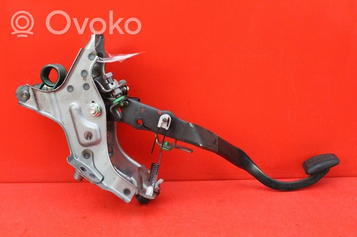 Toyota Avensis T270 Gaspedal 