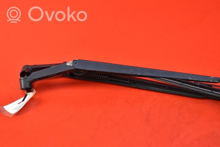 Daihatsu Cuore Front wiper blade arm 