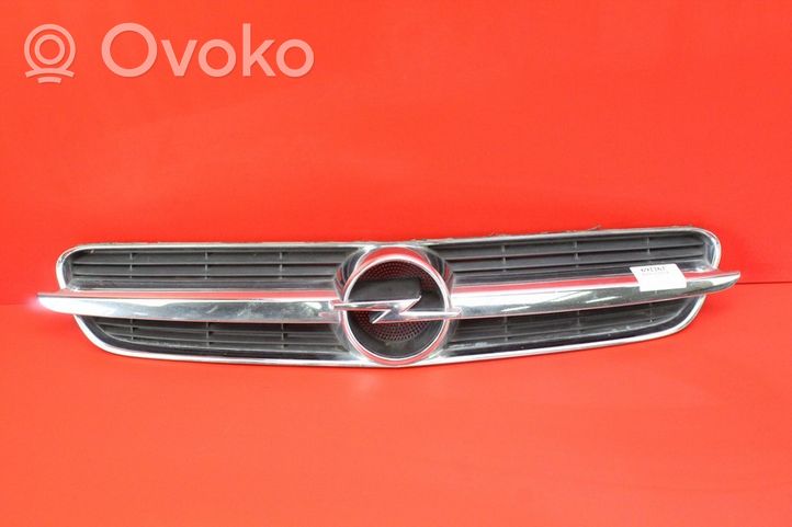 Opel Vectra C Griglia anteriore 13106812