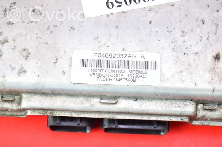 Chrysler 300 - 300C Pavarų dėžės valdymo blokas P04692032AH