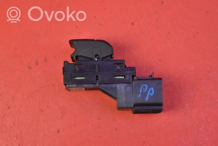 Land Rover Discovery 3 - LR3 Electric window control switch YUD501070PVJ