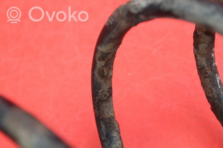 Toyota Corolla Verso E121 Front coil spring 