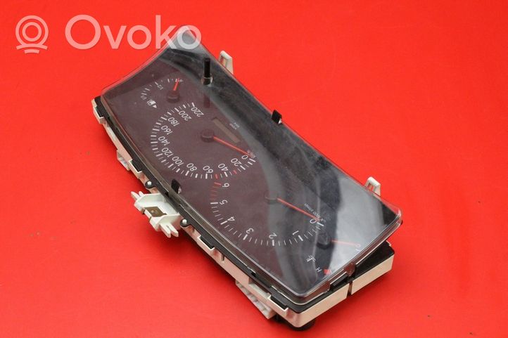 Toyota Corolla E120 E130 Compteur de vitesse tableau de bord 83800-02810