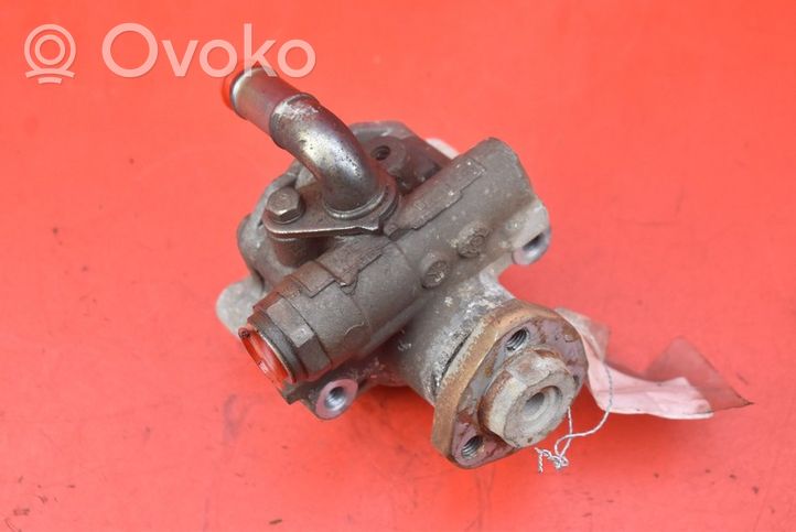 Volkswagen Bora Ohjaustehostimen pumppu 1J0422154B