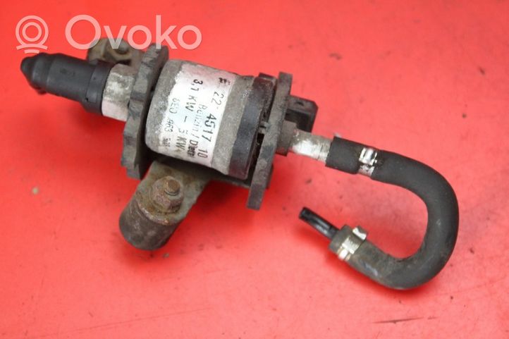 Audi A4 S4 B8 8K Pompe à carburant 8K0261163D