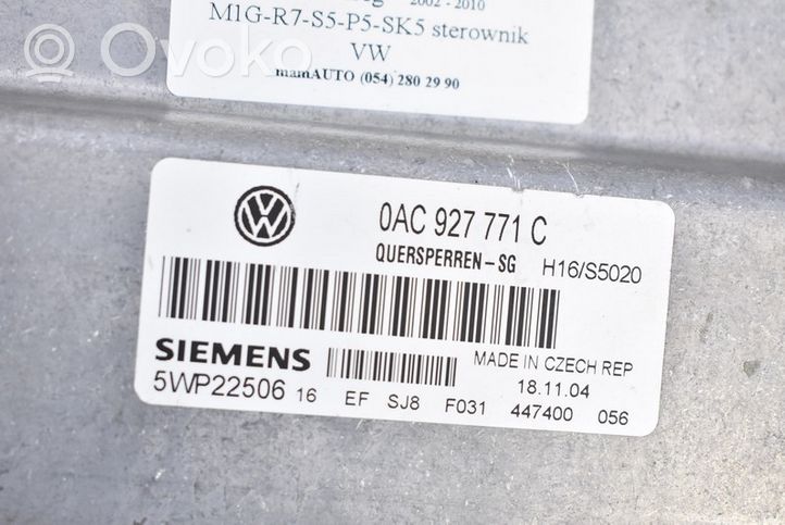 Volkswagen Touareg I Boîte à fusibles relais 0AC927771C