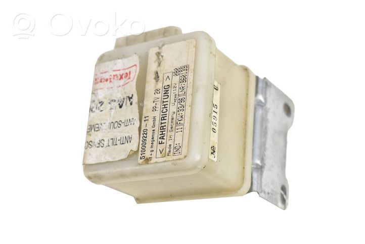 Audi A8 S8 D2 4D Relay mounting block 510009220