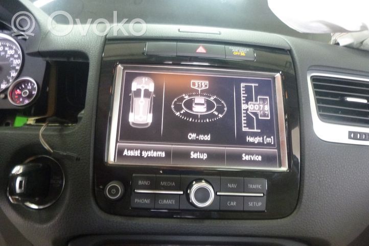 Volkswagen Touareg II Unità principale autoradio/CD/DVD/GPS 7P6919603C