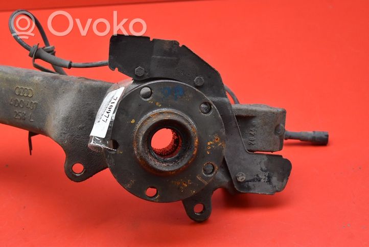 Audi A8 S8 D2 4D Fuso a snodo con mozzo ruota anteriore 4D0407258L