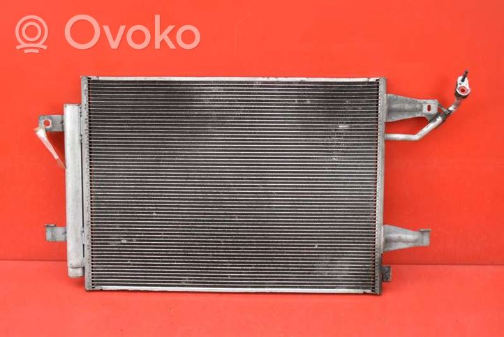 Mitsubishi Colt Radiatore aria condizionata (A/C) (abitacolo) MR568975