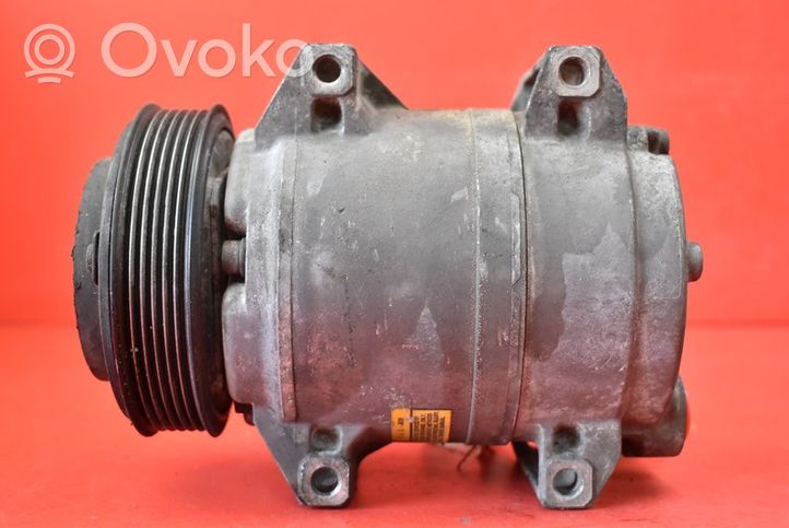 Volvo V70 Ilmastointilaitteen kompressorin pumppu (A/C) 30742206