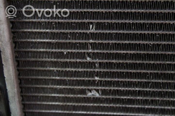 Mitsubishi Outlander Aušinimo skysčio radiatorius MITSUBISHI