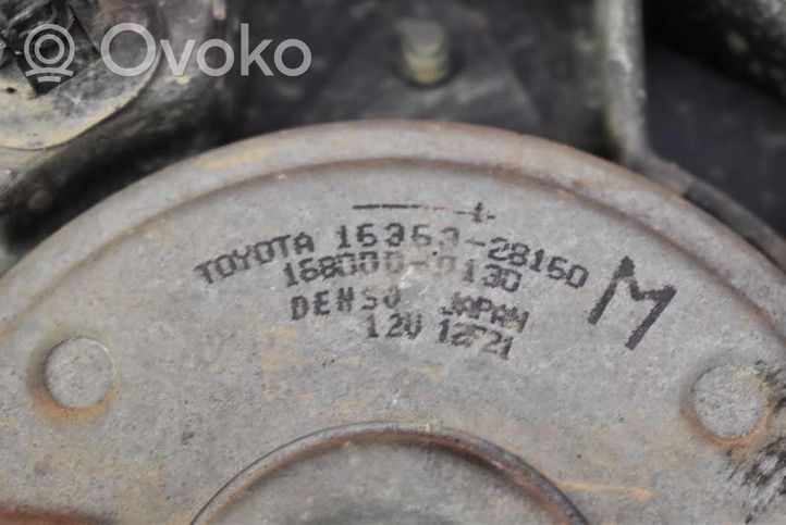 Toyota Corolla E120 E130 Jäähdyttimen jäähdytinpuhallin 16363-28150