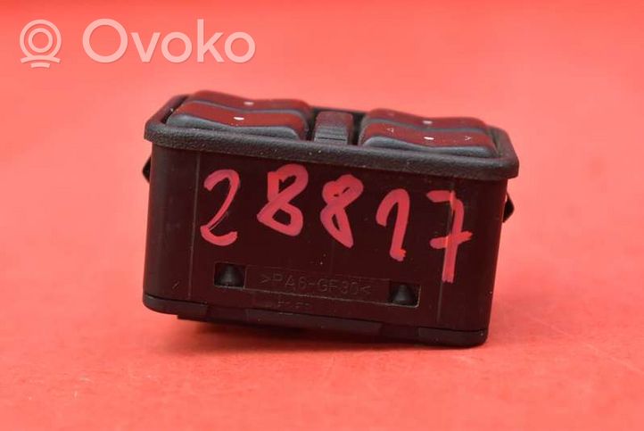 Opel Astra G Electric window control switch 90561086