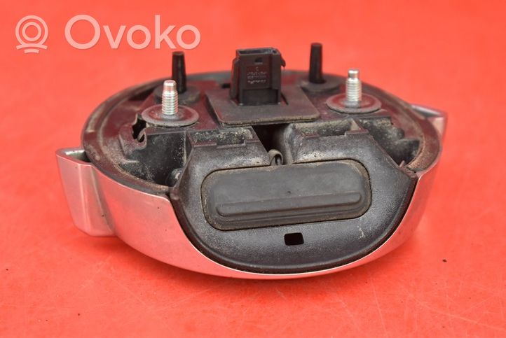 Opel Corsa E Takaluukun/tavaratilan luukun ulkokahva 461088395