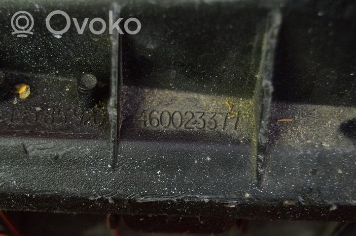 Opel Meriva A Ilmansuodattimen kotelo 55560629