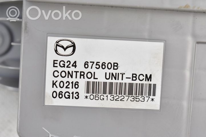 Mazda CX-7 Unité de commande, module ECU de moteur EG2467560B