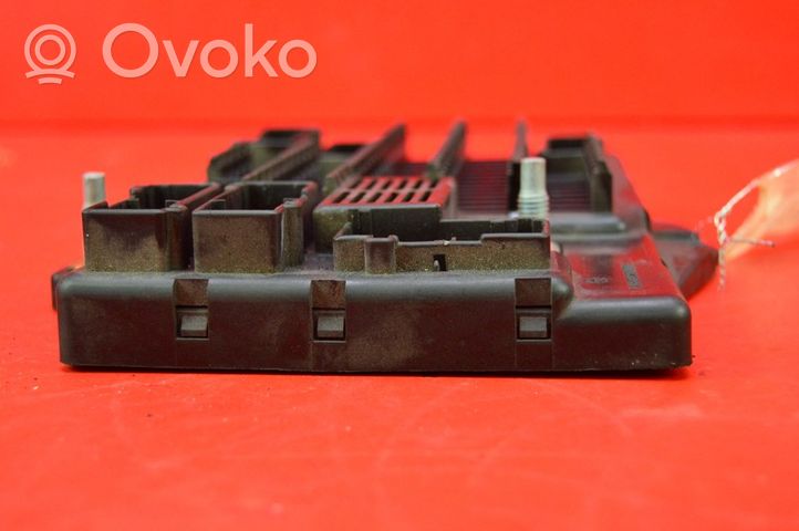 Jaguar XJ X350 Fuse box set 2W93-14A073-CE