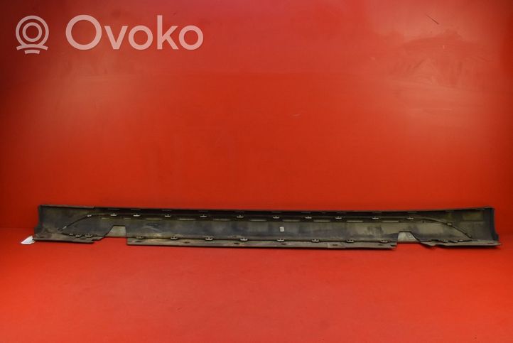 BMW X1 E84 Front sill (body part) 