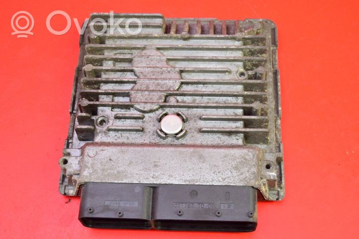 Skoda Fabia Mk2 (5J) Komputer / Sterownik ECU silnika 03L906023DJ