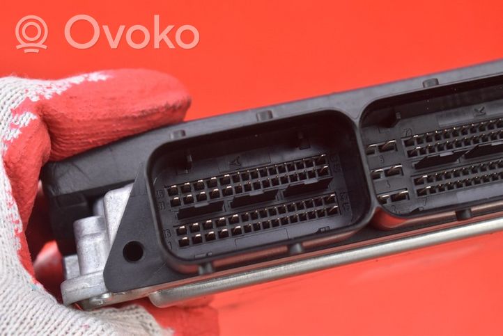 Audi Q5 SQ5 Komputer / Sterownik ECU silnika 8R0907115A