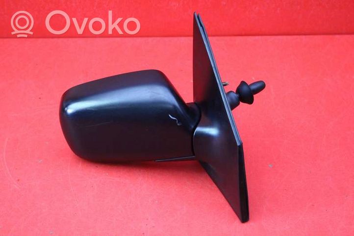 Toyota Yaris Verso Elektryczne lusterko boczne drzwi przednich 879100D01100