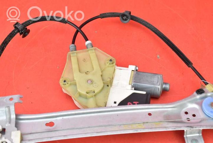 Renault Megane III Rear door window regulator with motor 827306548R