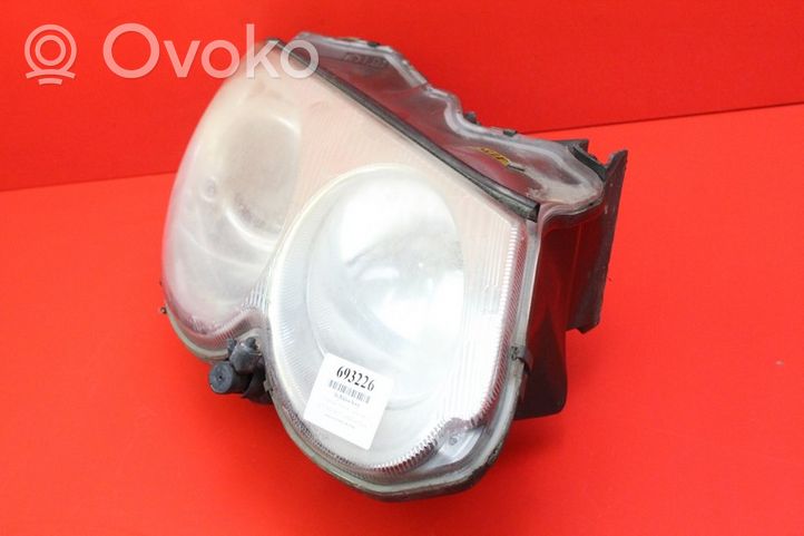 Chrysler 300M Lampa przednia 04780002AD