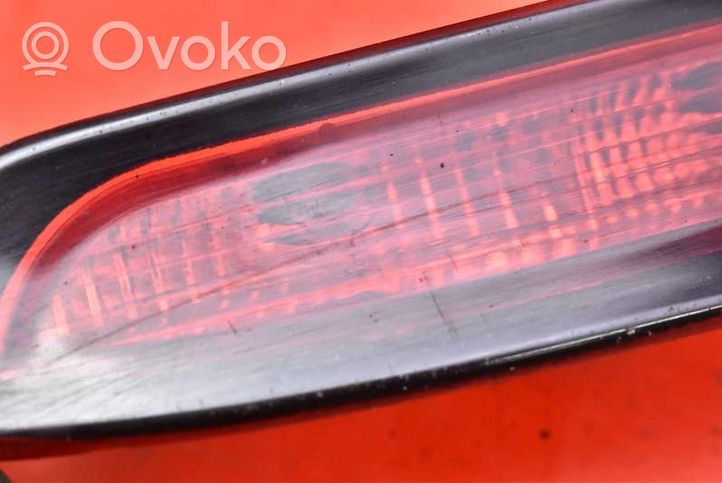 Toyota Corolla Verso E121 Wewnętrzna lampka bagażnika 020002