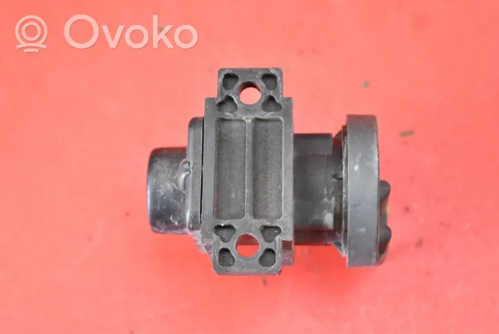 Opel Vectra C Vacuum valve 4715396