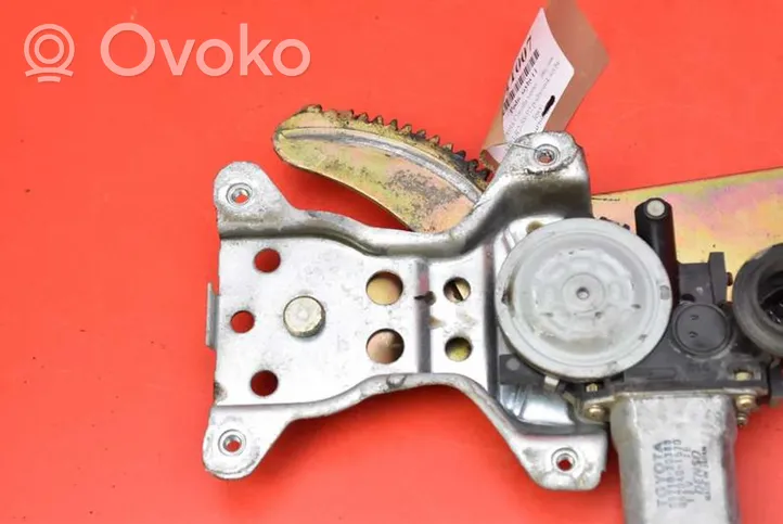 Toyota Corolla Verso E121 Elektryczny podnośnik szyby drzwi tylnych 85710-20380