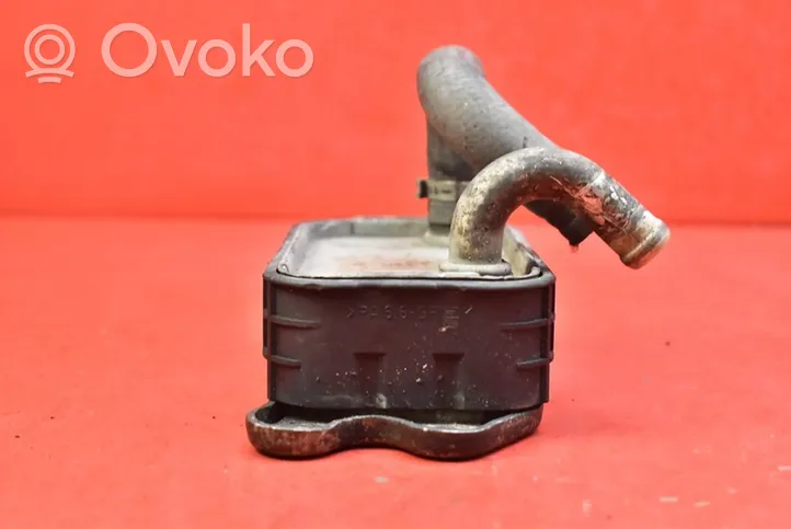 Volvo S60 Radiatore dell’olio del motore 8677974