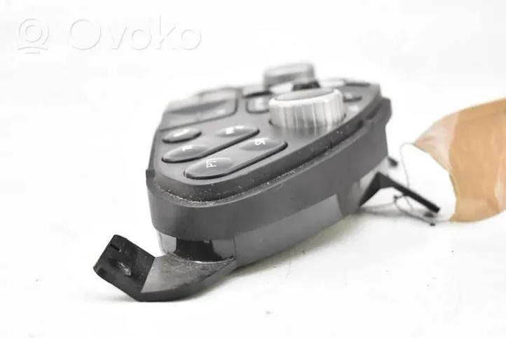 Nissan Primera Radio/CD/DVD/GPS-pääyksikkö 28395BA020